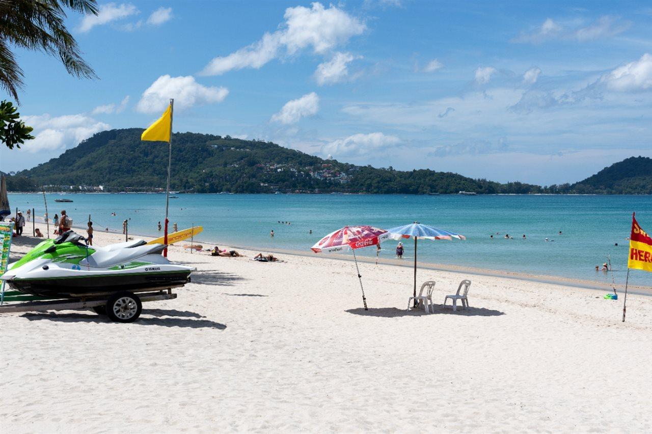Patong Paragon Resort & Spa Sha Extra Plus Dış mekan fotoğraf Phuket