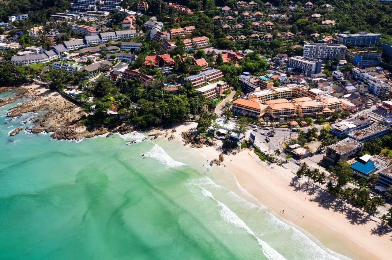 Patong Paragon Resort & Spa Sha Extra Plus Dış mekan fotoğraf Aerial view of Patong Beach